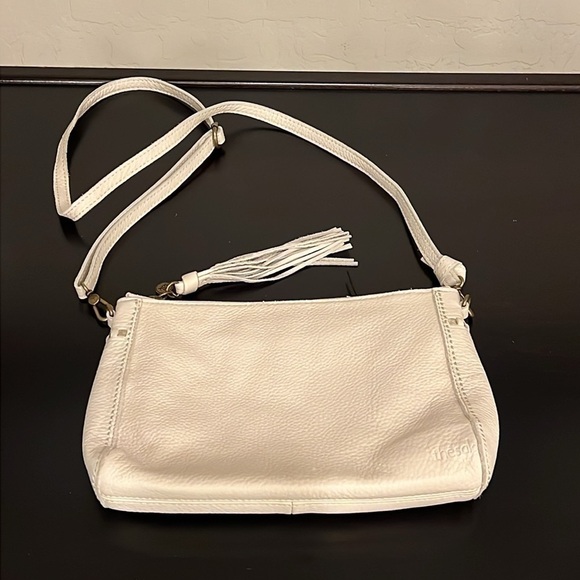 NEW The Sak Leather crossbody bag, cream pebbled leather, 7”x10” - Picture 7 of 14